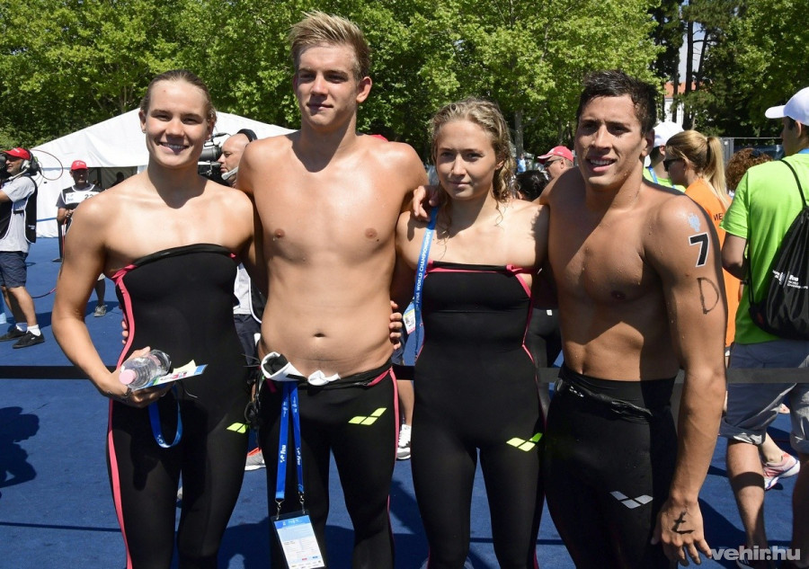 Novoszáth Melinda, Rasovszky Kristóf, Juhász Janka és Gyurta Gergely - MTI fotó: Szigetváry Zsolt