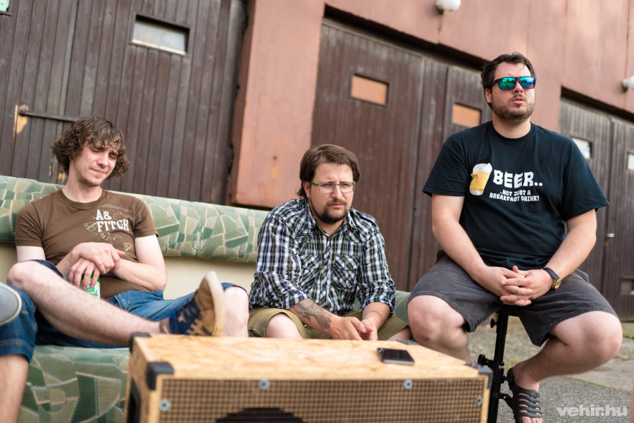 MMC: legyen jó a zene, a többi nem számít