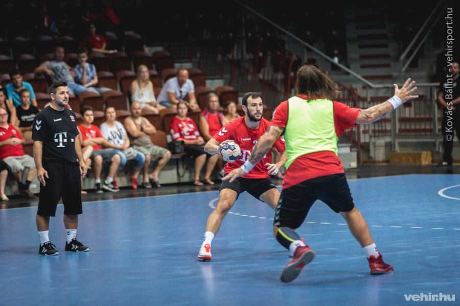 Összeállt Manaszkovék nyári programja (archív fotó)