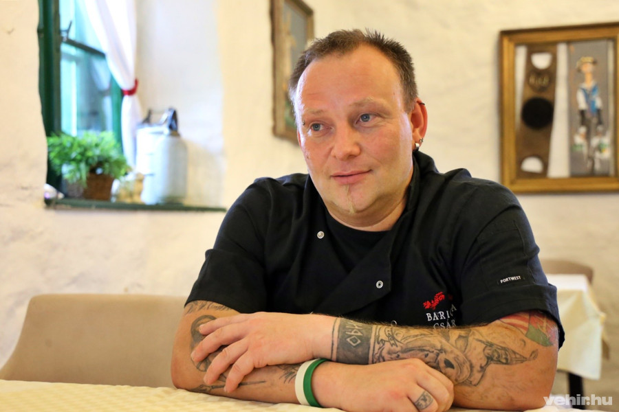 Somogyi Károly harmadik szezonját húzta le séfként a Baricska Csárdában