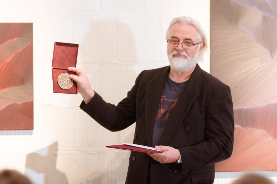 A Cholnoky-emlékdíjjal jutalmazott Fenyvesi Ottó / archív