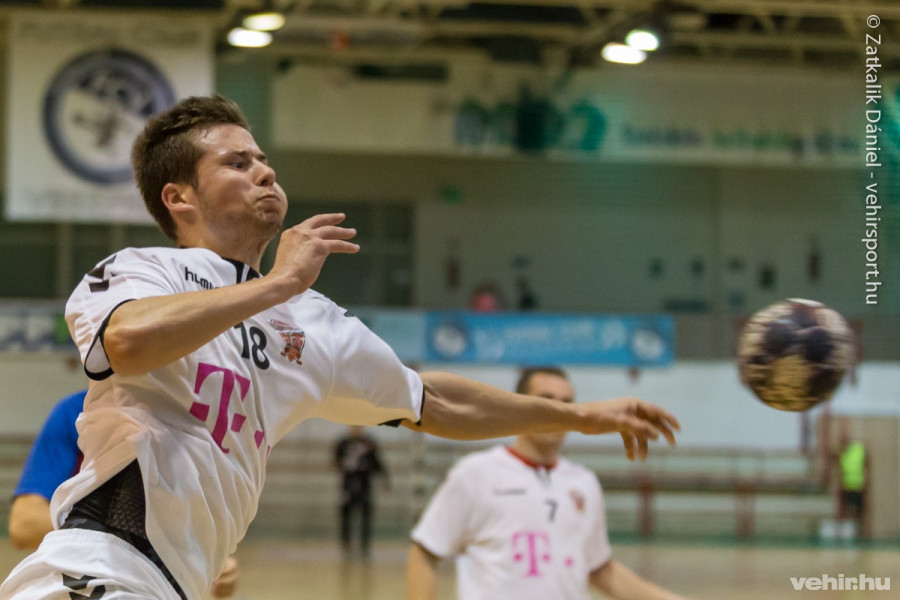 Szakály a nemrég lezárult szezonban az NB I/B gólkirálya lett 182 találattal.