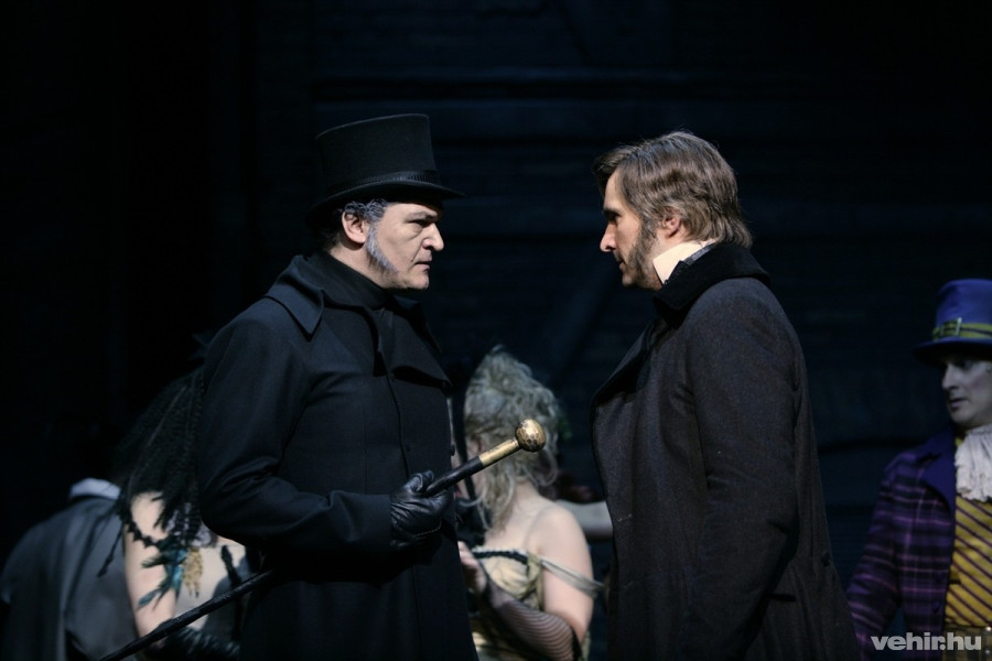 Színházba újra sikk járni / Fotó: A nyomorultak - Madách Színház