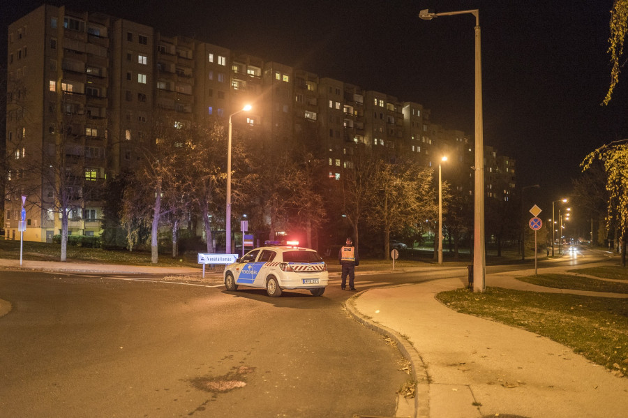 Ez ugyan a Haszkovó egy baleset idején, de ahogy a mellékelt ábra mutatja, a közvilágítás itt is akadozik /Fotó: archív