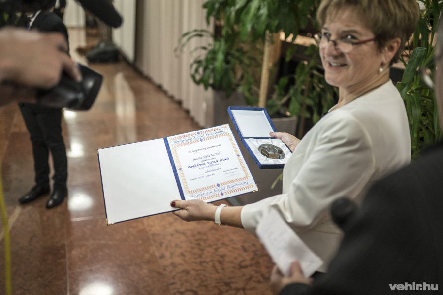 Kovácsné Siffer Anikó