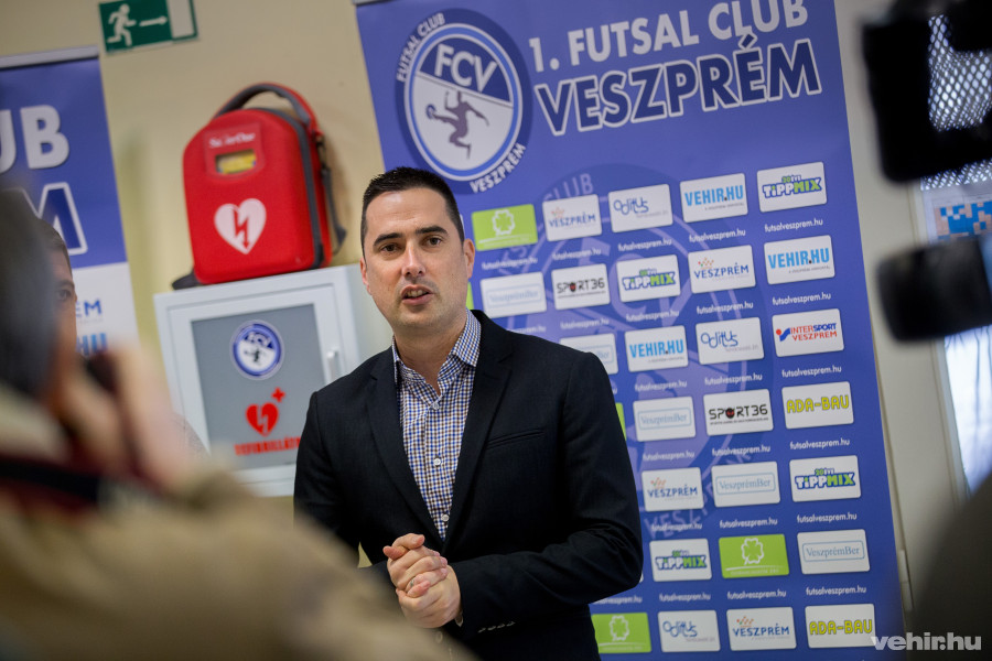 Ovádi Péter