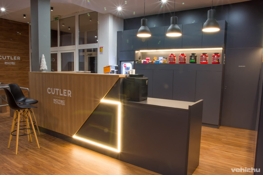 A Protein Bárban tanácsokat is kaphatunk a megfelelő táplálékkiegészítő kiválasztásához