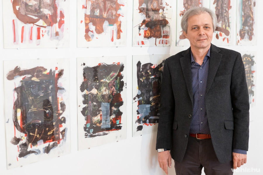 Hegyeshalmi László a Tábori jelentés című sorozat előtt