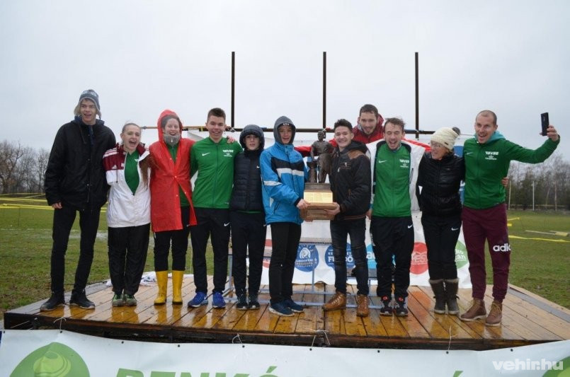 Az SVSE csapatának egy része