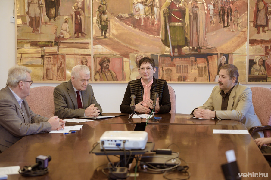 Brányi Mária, Szabó Zoltán, Markovszky György, Zalavári István - a díj alapítói