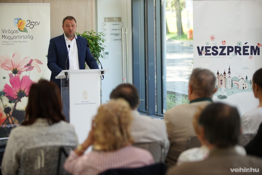 guller zoltán szerint egyre több településnek kellene indulnia