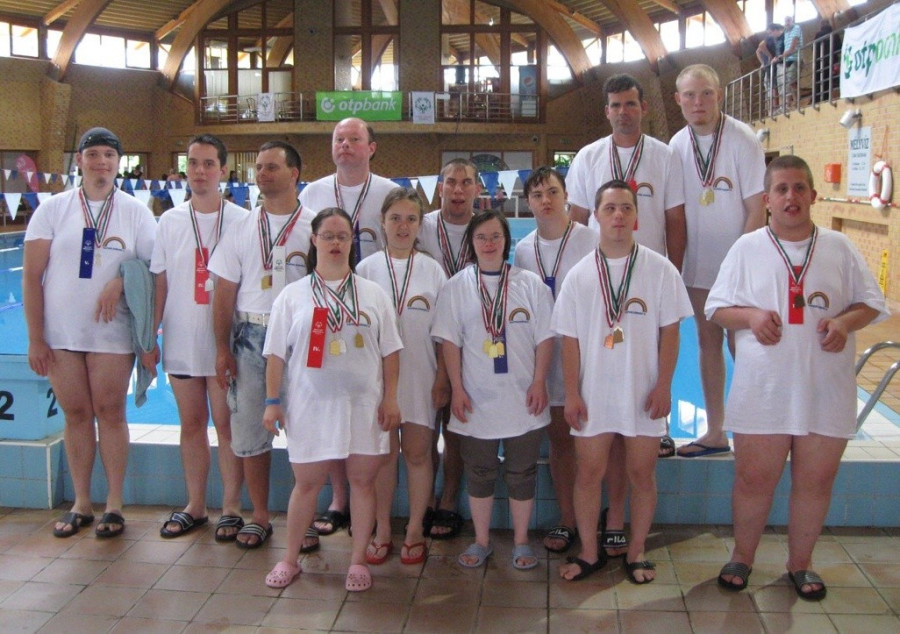 Remekelt Monoron a Veszprémi Szivárvány Integrált SE