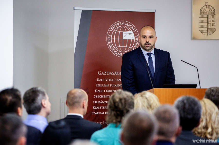 dr. Sövényházi Balázs