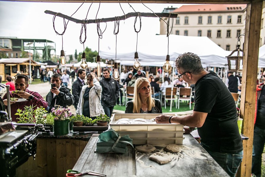 Egy nemzetközi főzőnap a párbeszédet is elindíthatná /Fotó: valasz.hu