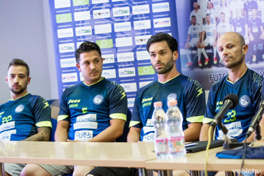 Bencsik Roland, Komáromi Péter, Márkus Gábor és Gyurcsányi Zsolt