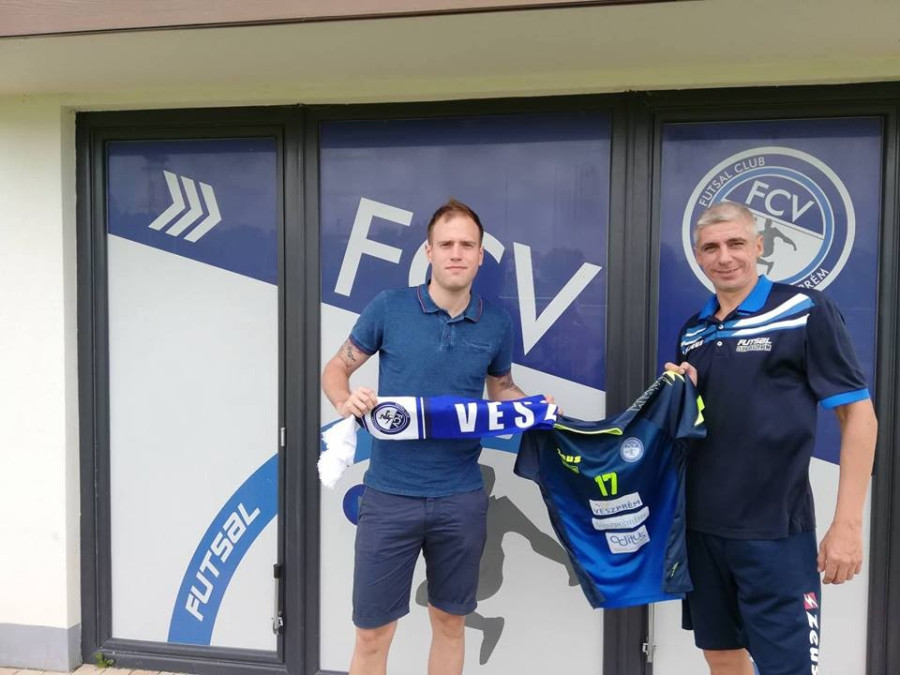 Dávid Richárd (balra) is Madarász János gárdáját erősíti a következő idénytől - Fotó: 1.FCV Facebook 