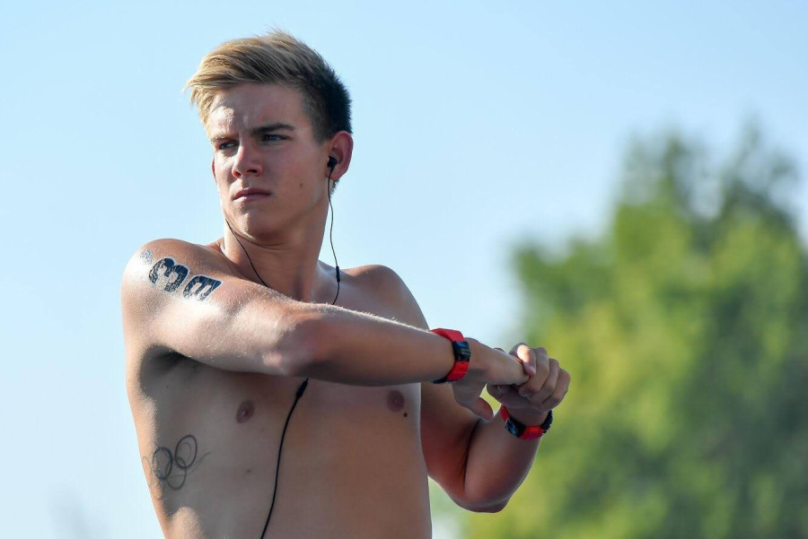 Rasovszky Kristóf érmet nyerni Skóciában - Fotó: MÚSZ Facebook (archív)