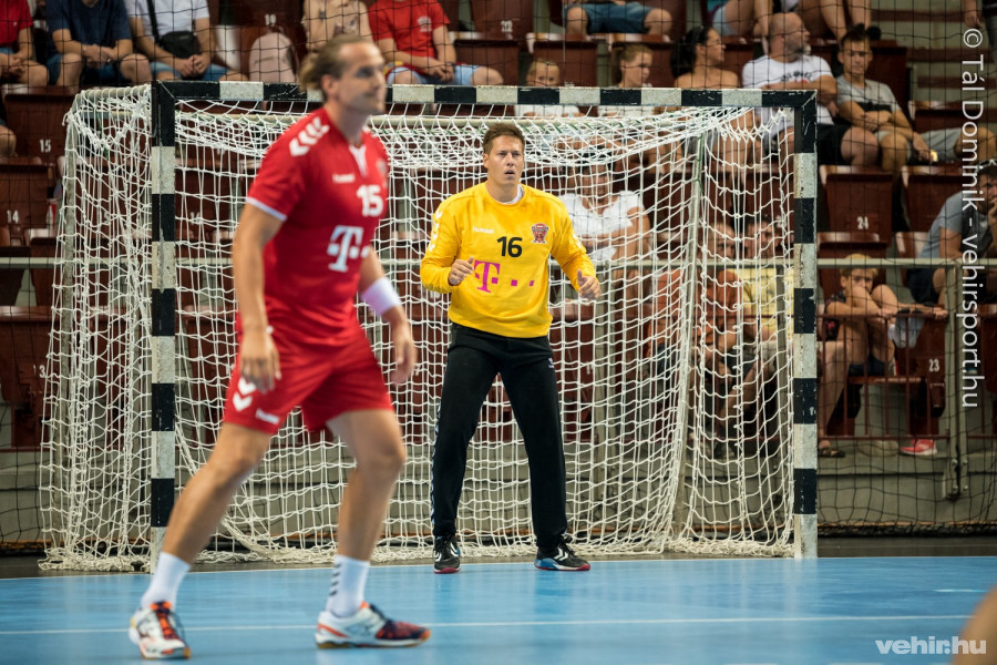 Mikler: a BL más kávéház