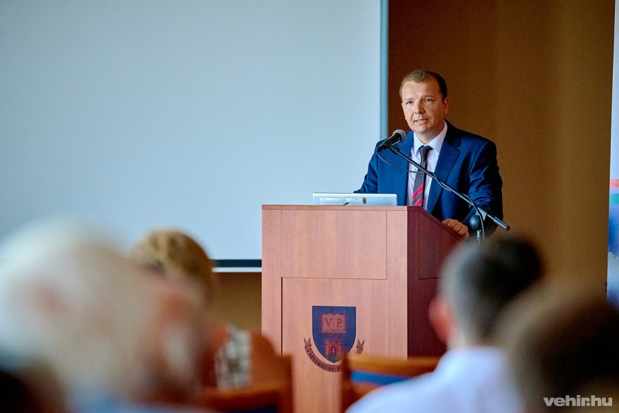 László Tibor Zoltán