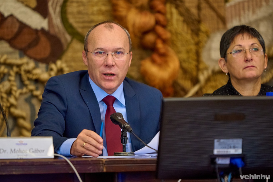 Lépjünk túl a korlátainkon! - a polgármester előterjesztése szerint ez az EKF-pályázat fő üzenete