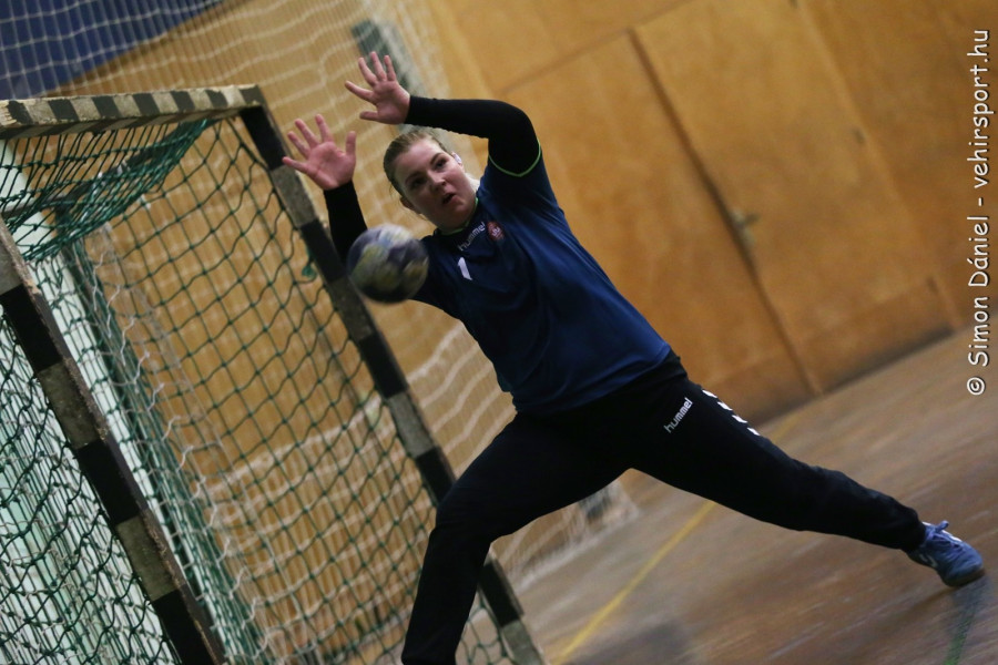 Magyar Nikolett hűséggel őrizte a honi ketrecet