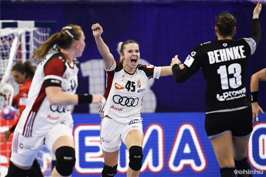 Háfra Noémi, a győztes gól szerzője (Forrás: MTI/Kovács Tamás)