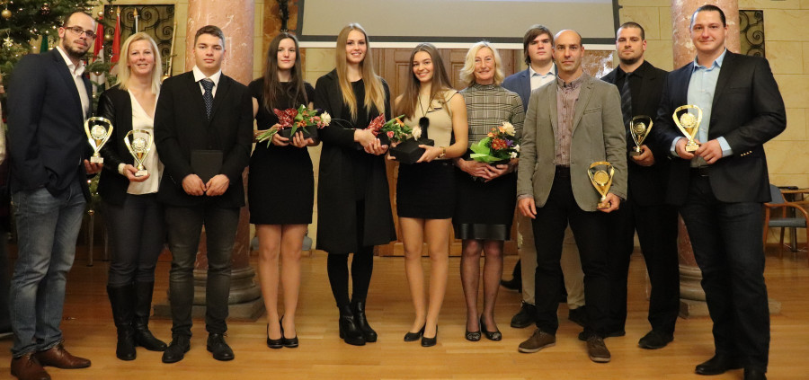 A VEDAC atlétái hat kategóriában bizonyultak a legjobbnak a hagyományos megyei sportévzárón - Fotó: VEDAC