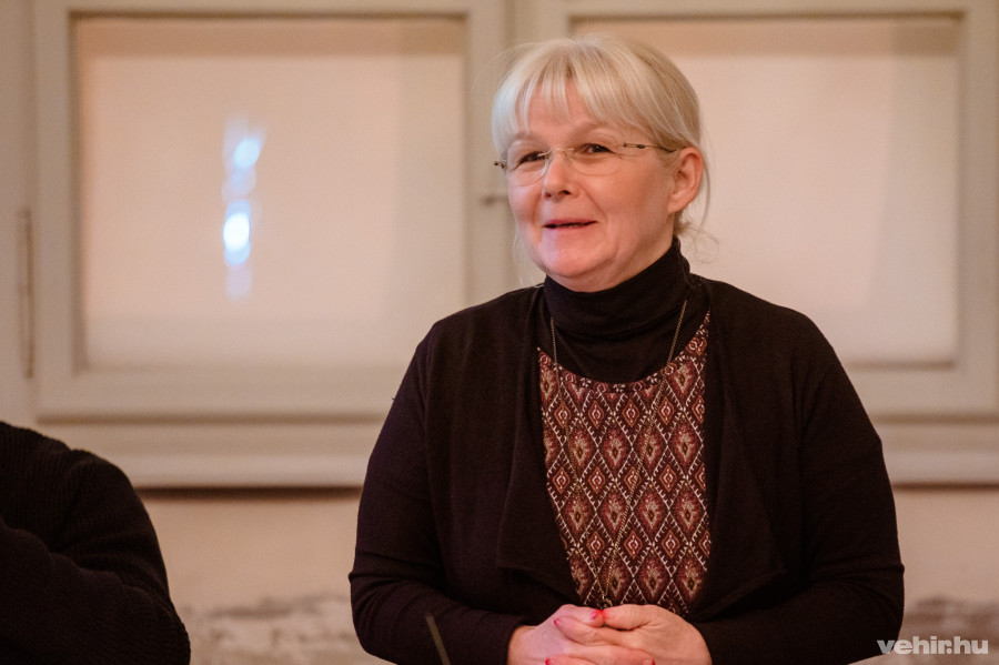 Perlakiné Scharf Claudia