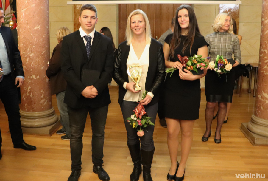 Czeller Gábor, Orbán Éva és Gombás Petra