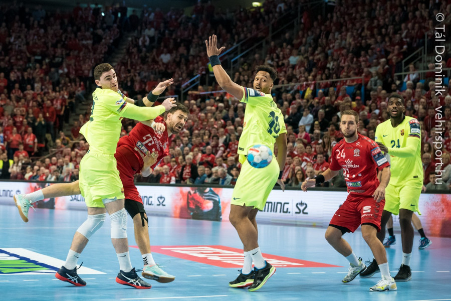 Elhalasztják a BL-szuperrangadót (archív fotó)