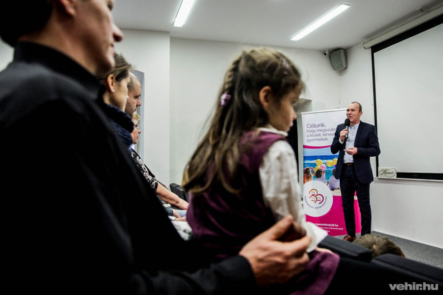 Porga Gyula szerint öröm látni az új arcokat