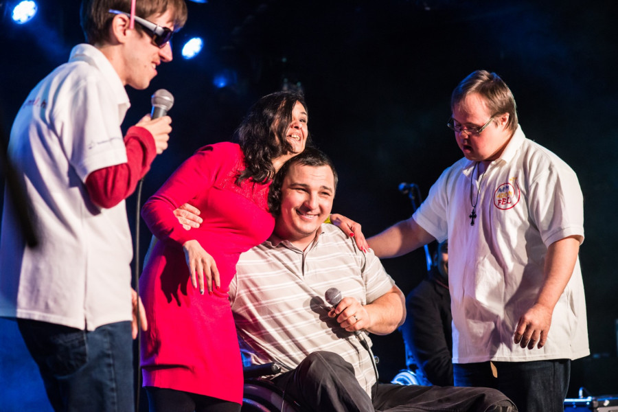 Nemadomfel együttes