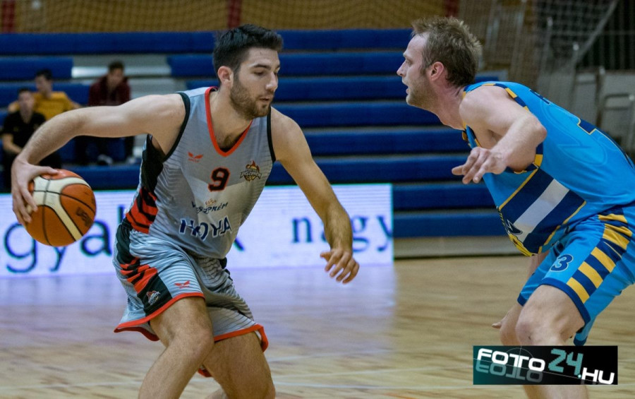 Kosarasaink megkezdik az elődöntő küzdelmeit - Fotó: foto24.hu (archív)