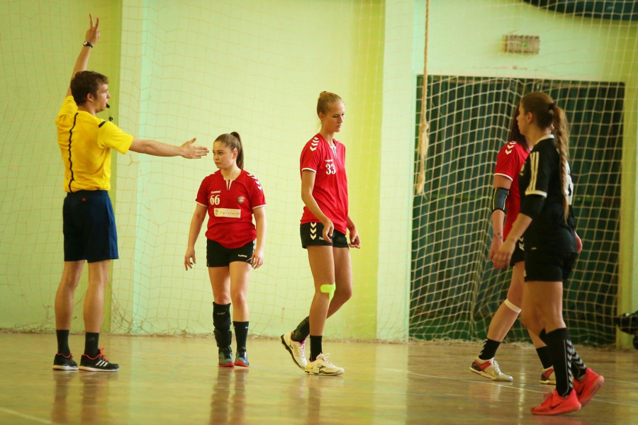 A játékvezetéssel nem volt gond