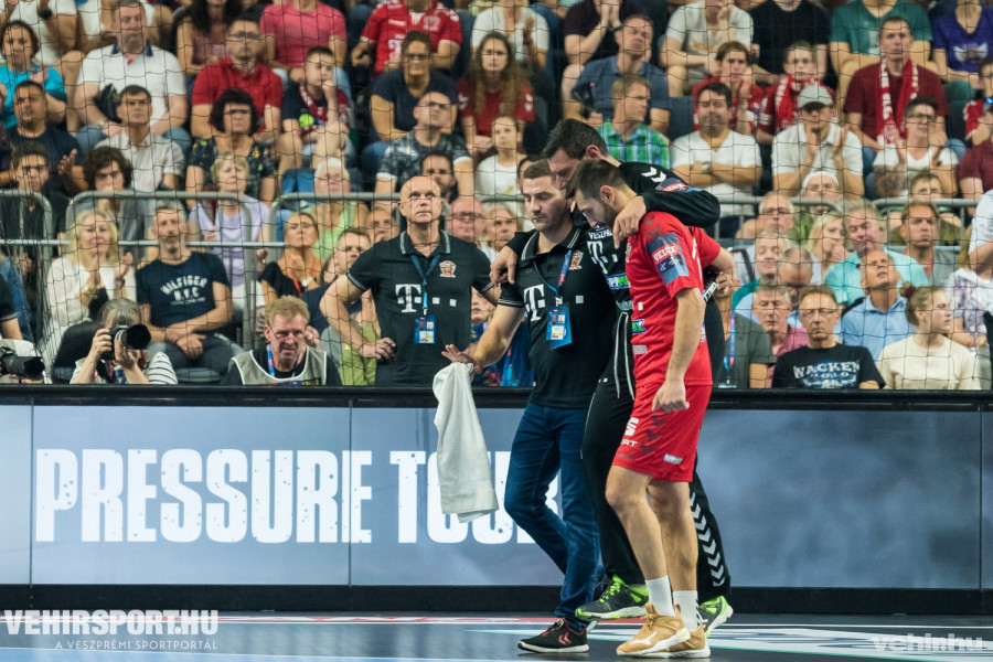 Sterbik sérülése súlyos, nem játszhat vasárnap