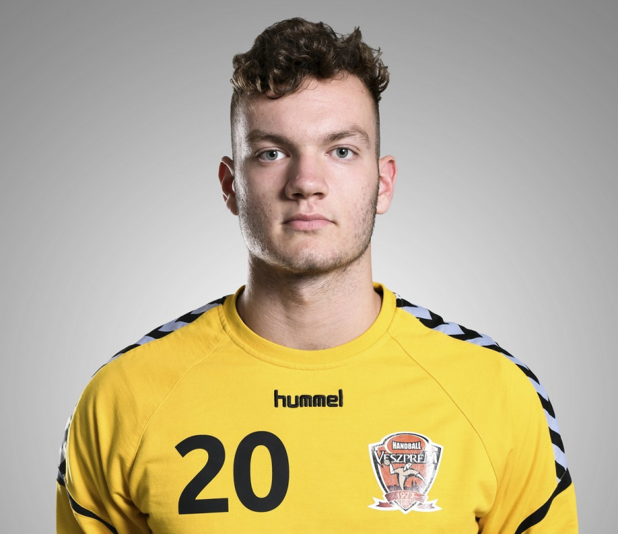 Palasics Kristóf Kölnben csatlakozik a Telekom Veszprém felnőtt keretéhez - Fotó: akademia.handballveszprem.hu/