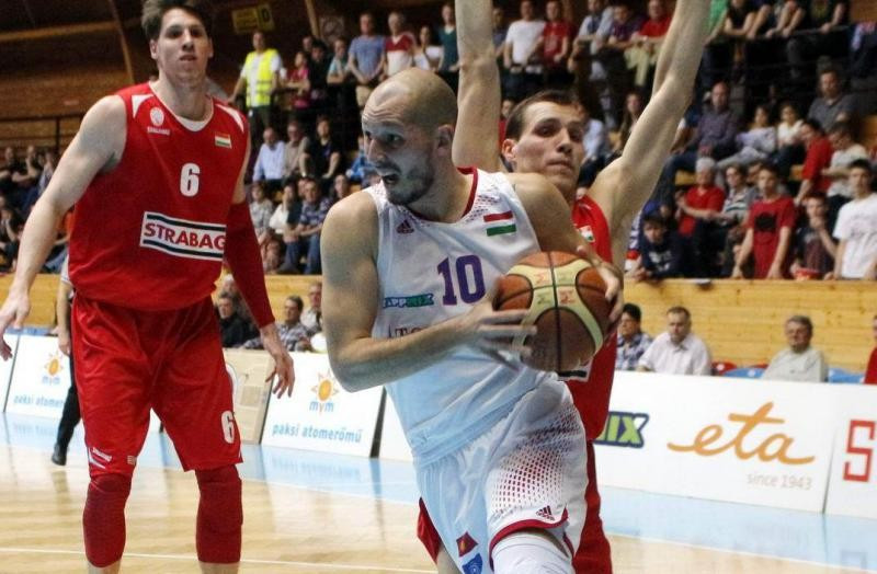 Medve Máté Veszprémbe igazol - Fotó: Telepaks Médiacentrum