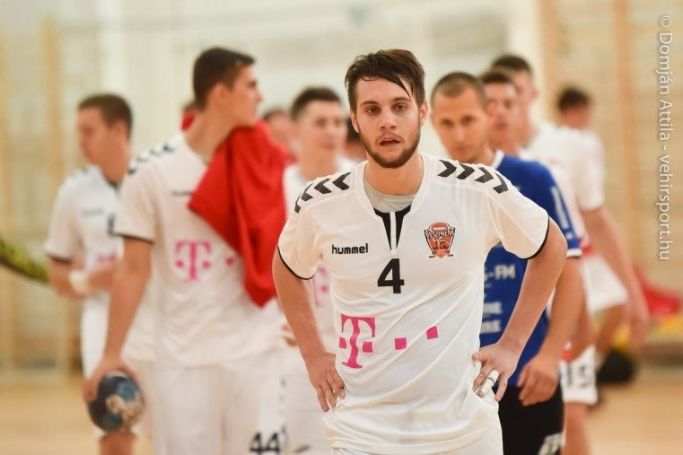 Ernei Bence (4) Tatabányán folytatja pályafutását (archív fotó)