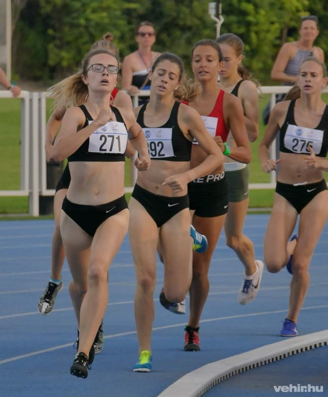 Kirsch Natália az élen - Fotó forrása: SVSE/Stupián Anikó