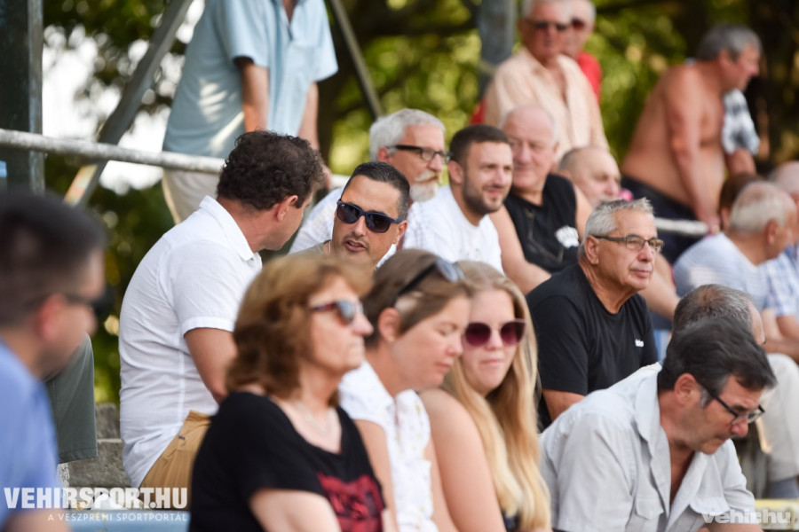 Országgyűlési képviselőnk, Ovádi Péter is kilátogatott a találkozóra