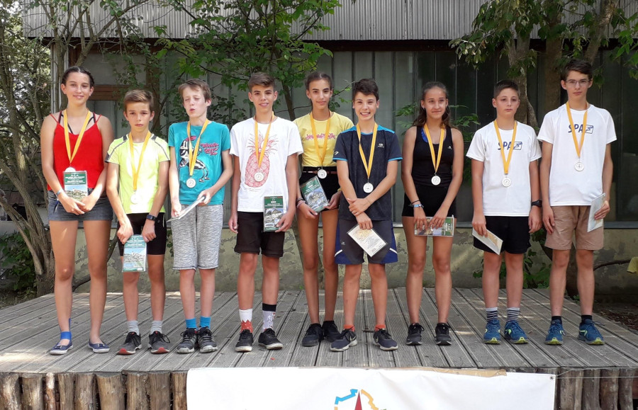 Gaschler Emma, Gaschler Máté és Bálint Gergő a dobogó tetején - Fotó: Bálint Mónika