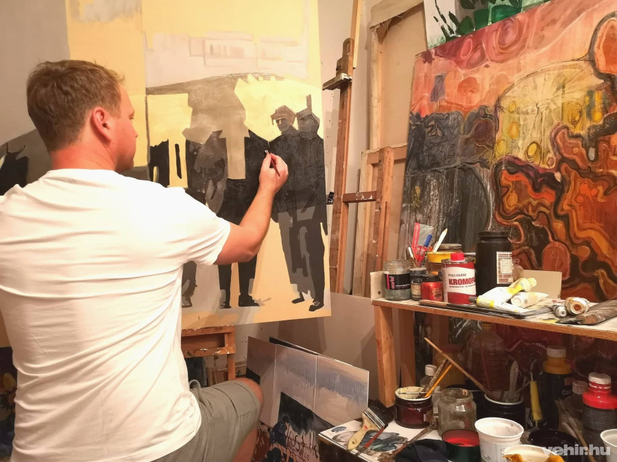 Csík Richárd alkotás közben