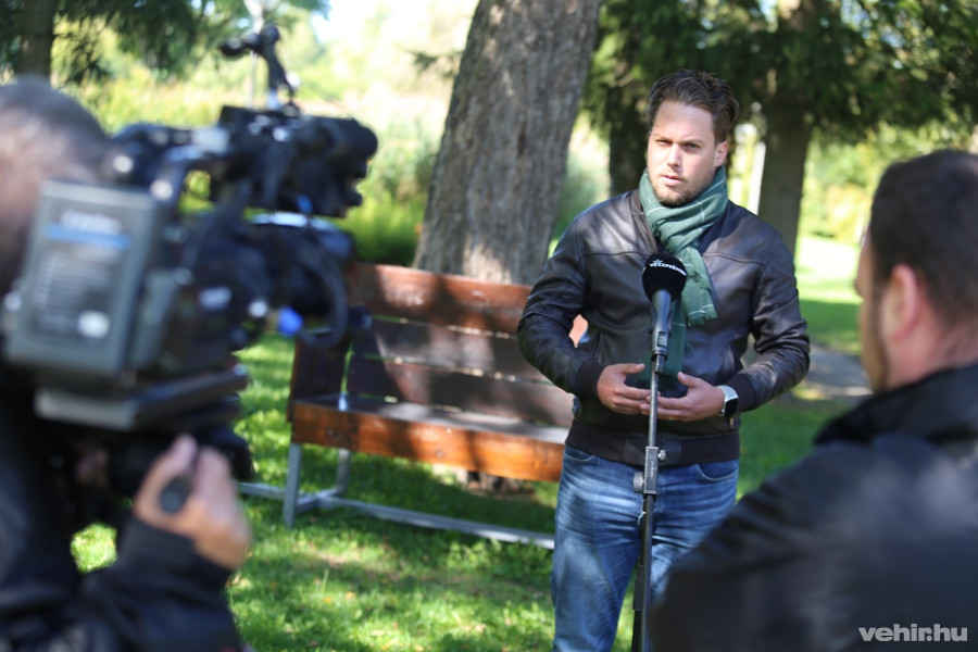 Csapó Viktor a FICSAK Veszprém egyik rendezvényén (fotó: archív)