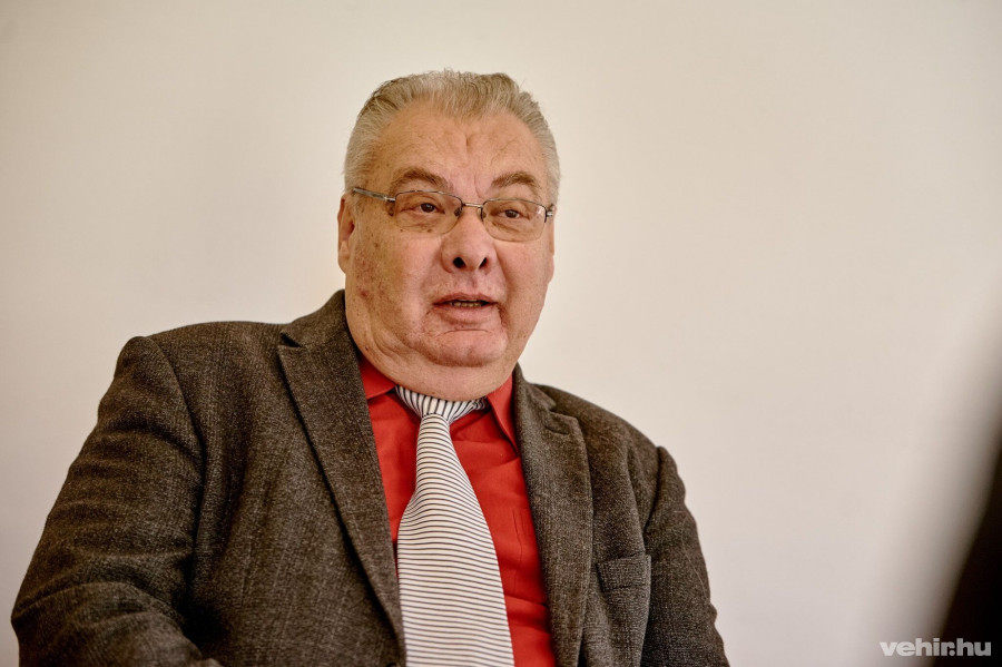 Kavalecz Tibor a 2-es számú körzetben él és indul képviselőnek.