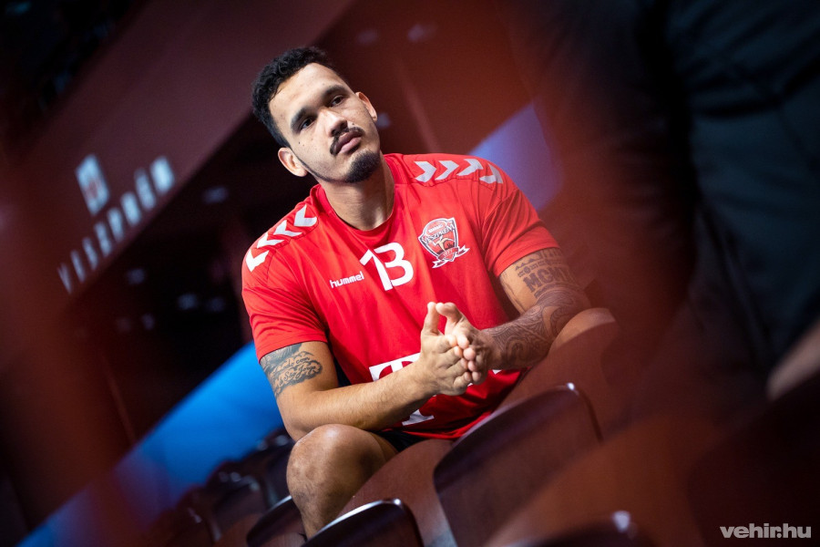 Rogerio szemében Davis vezetőedző egy valódi harcos