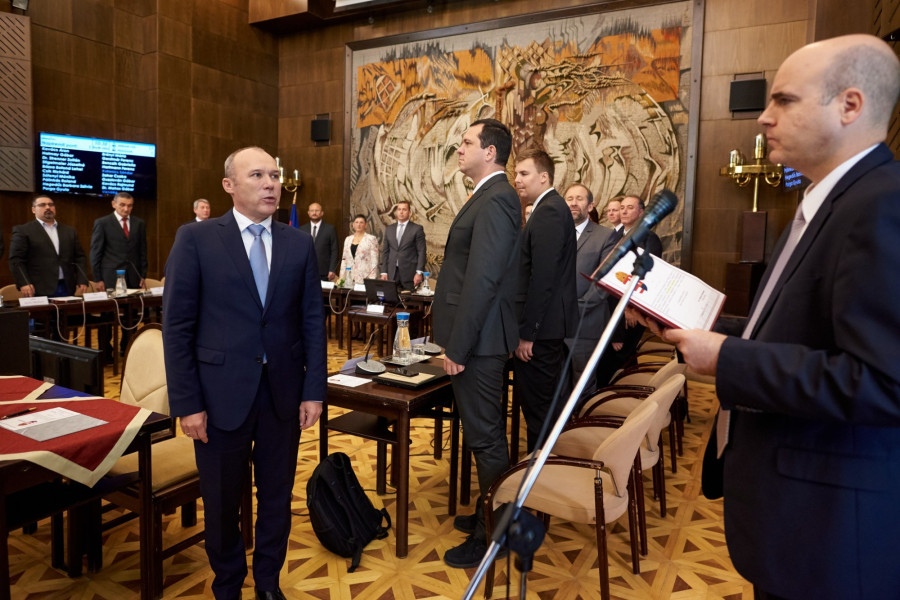 Porga Gyula polgármester letette esküjét