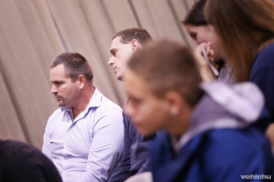 Zentai Tibor és Dobos Máté edzők 