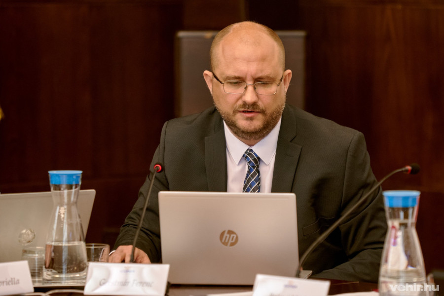 Gerstmár Ferenc a december 12-i közgyűlésen