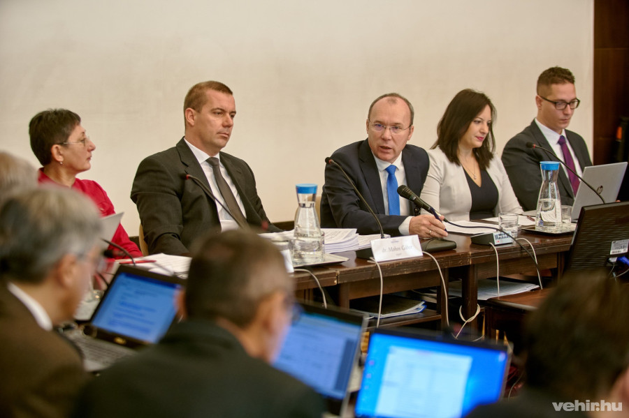 Porga Gyula reagált a hulladéklerakóval kapcsolatban