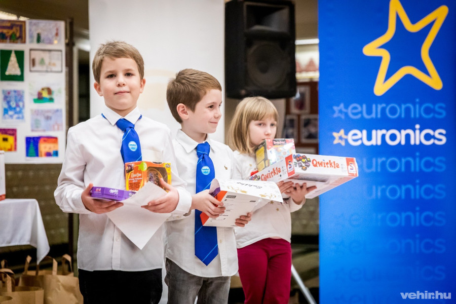 Az 1-2. osztályosok legjobb rajzosai